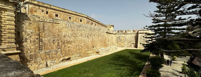 Mdina City Walls is one of Malta ⛵🌞.