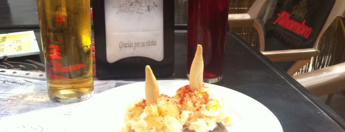 Restaurante La Higuera is one of Posti che sono piaciuti a Jessica.