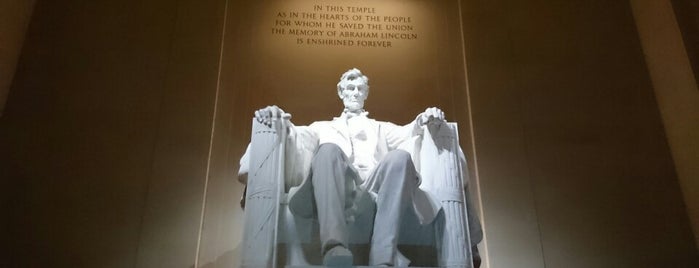 Lincoln Anıtı is one of Washington, D.C..