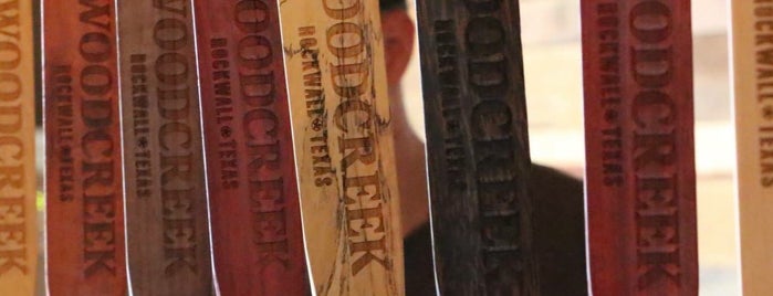 Woodcreek Brewing Company is one of Lugares favoritos de Erica.
