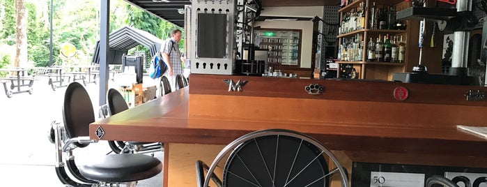 Handle Bar is one of Micheenli Guide: Gourmet Burger trail in Singapore.