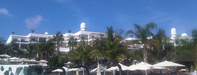 Princesa Yaiza Hotel Lanzarote is one of Tempat yang Disukai Thorsten.