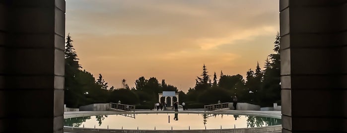 Goftegou Park | بوستان گفتگو is one of Maryam'ın Beğendiği Mekanlar.