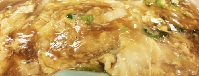 丸玉食堂 is one of 飲食店-神戸.