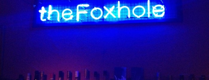 the Foxhole is one of Live Spots.