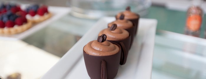 Chocolate Brunette is one of Toronto Restaurants to Try.