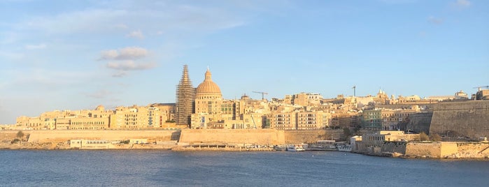 Fort Manoel is one of Malta Cultural Spots.