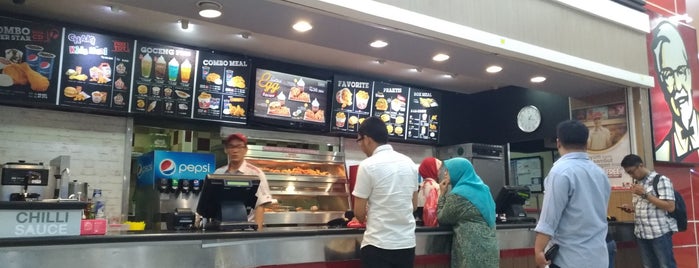 KFC is one of wisata kuliner sekitar BSD.
