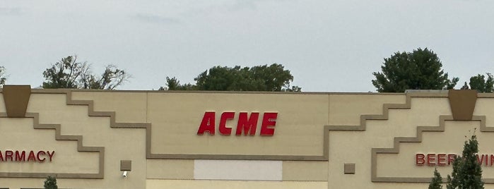 ACME Markets is one of สถานที่ที่ Sandy ถูกใจ.