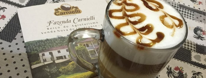 Carnielli Cafeteria e Delicatessen is one of Lugares favoritos de Marcio.