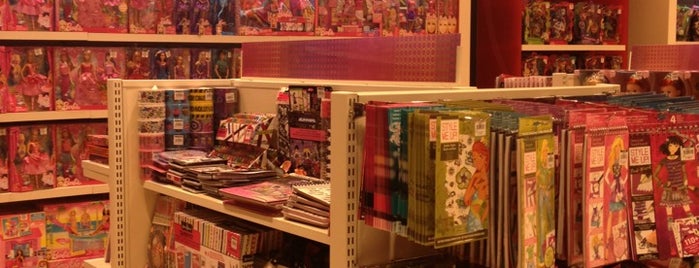 Toy Kingdom is one of Shankさんのお気に入りスポット.