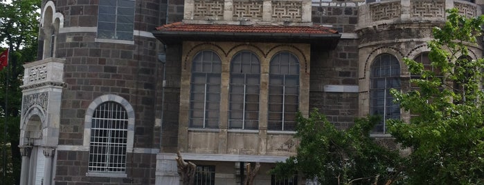 İzmir Etnografya Müzesi is one of Veni Vidi Vici İzmir 2.