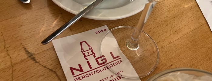 Weinbau Martin Nigl is one of Orte, die Özlem gefallen.