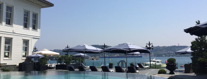 Les Ottomans Hotel Poolside is one of Posti che sono piaciuti a Yesim.