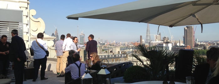 Radio is one of London rooftop & summer bars.