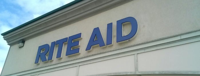 Rite Aid is one of Lieux qui ont plu à Holly.