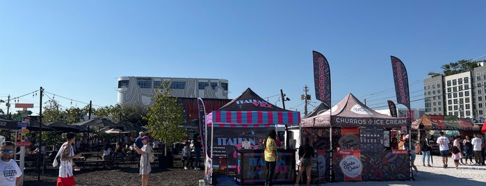 Smorgasburg Miami is one of Tempat yang Disukai Felix.