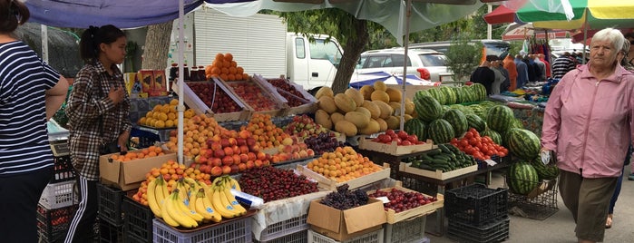 Рынок Орто-Сай / Orto-Sai Bazaar is one of Kırgızistan.