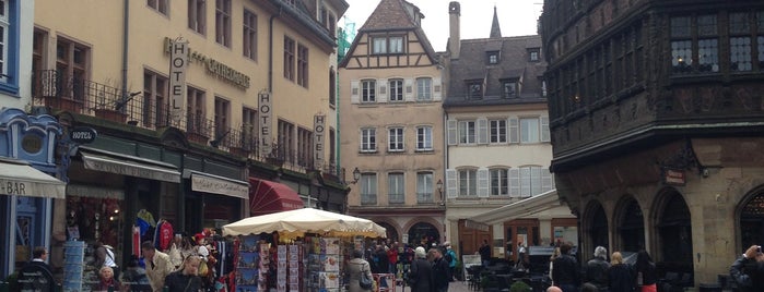 Place d'Austerlitz is one of Straßburg.