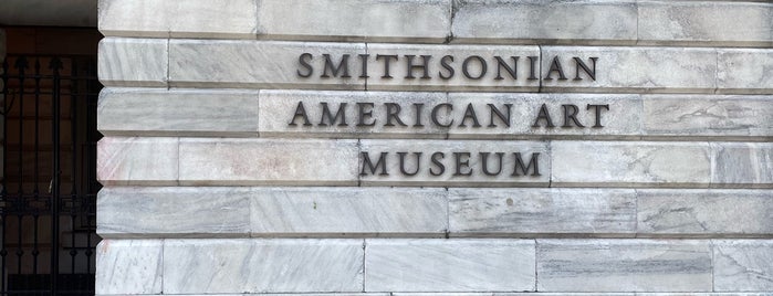 Smithsonian American Art Museum is one of Chris'in Beğendiği Mekanlar.