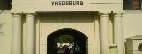 Museum Benteng Vredeburg is one of Djogdja.