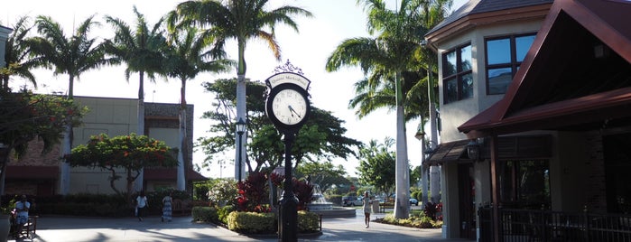 Queens' Marketplace is one of Waikoloa.