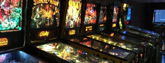 Kickback Pinball Cafe is one of PGH.