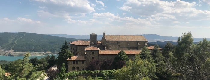 Monasterio Leyre is one of Spain 2017.