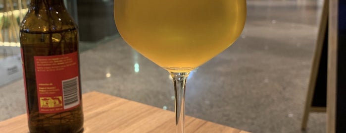 The Great Beer Experiment is one of Chuckさんのお気に入りスポット.