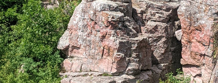 Pipestone National Monument is one of Minnesota.