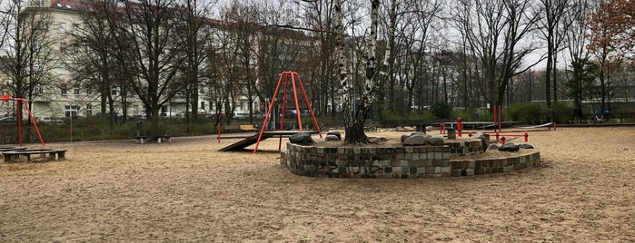 Spielplatz Am Flutgraben is one of Berlin Best: For kids.