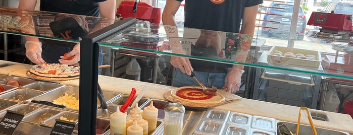 Blaze Pizza is one of Fargo😋.