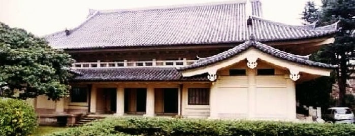 七徳堂 is one of 都選定歴史的建造物.