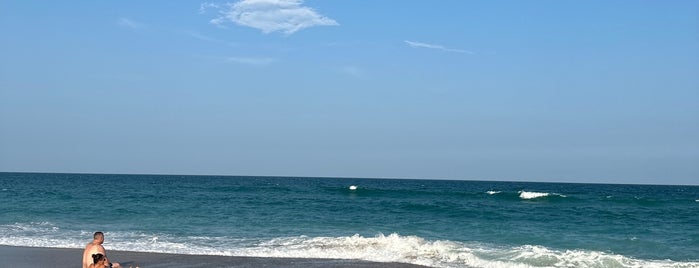 South Beach Grill is one of Beach faves.