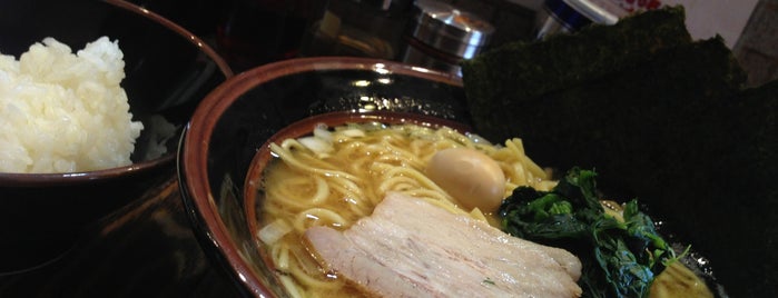 横濱家系ラーメン とんこつ大学 馬場キャンパス is one of 高田馬場ラーメン.