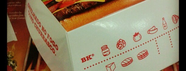 Burger King is one of สถานที่ที่ Erika ถูกใจ.