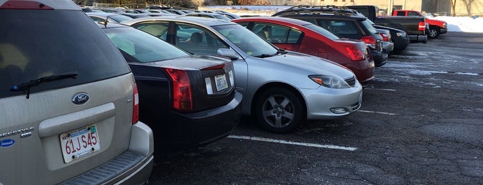 Fine Arts Commuter Parking Lot is one of University of Rhode Island.