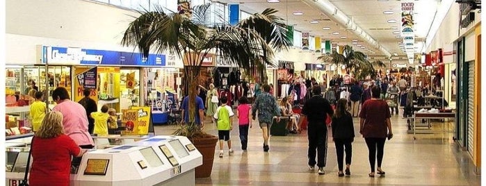 Westlands Shopping Centre is one of Tempat yang Disukai Andreas.