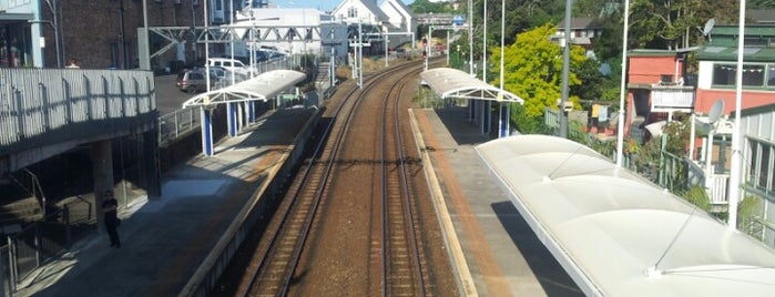 Kingsland Train Station is one of TrainSPOTTING.