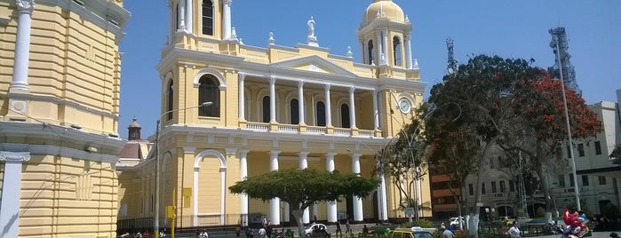 Parque Principal is one of Chiclayo.