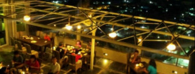 Asher Bistro & Lounge is one of Batam Island, ID..