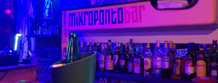 Mikroponto Bar is one of Pipa.