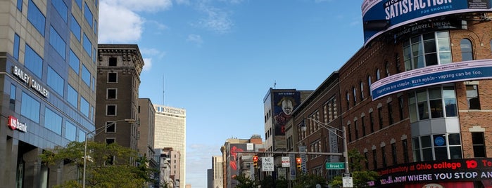 Uptown District is one of Tammy : понравившиеся места.