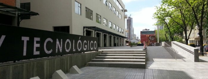 Ministerio Ciencia, Tecnología E Innovación Productiva is one of Locais curtidos por Rodrigo.