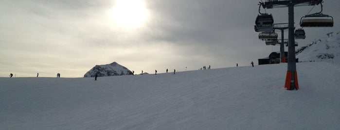 Ski Arlberg Weibermahd is one of Lifts in Lech & Zürs.