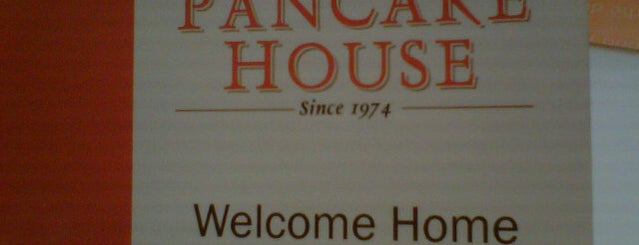 Pancake House is one of Locais curtidos por Genina.