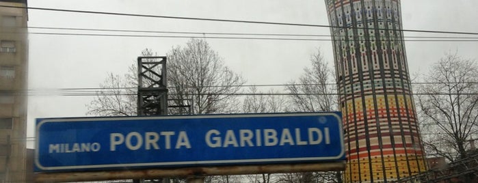 Stazione Milano Porta Garibaldi is one of สถานที่ที่บันทึกไว้ของ Nicoletta.