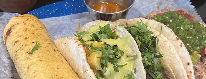 Revolver Taco Lounge is one of Restaurants To Try - Dallas.