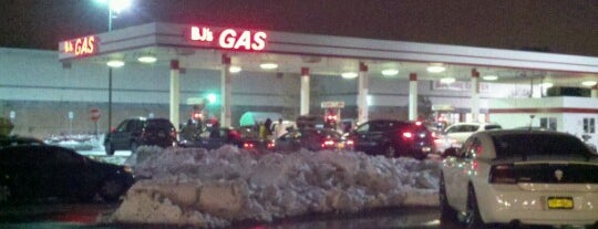 BJ's Gas is one of Lieux qui ont plu à Thomas.