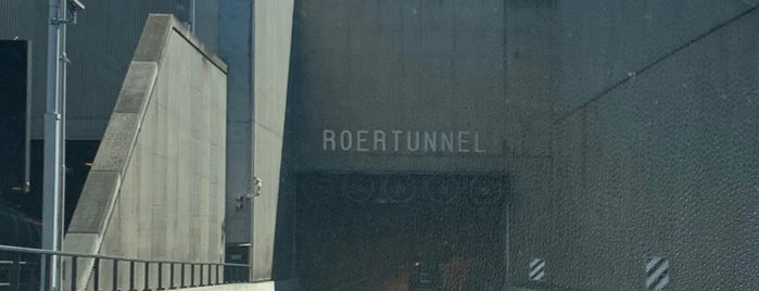 Roertunnel is one of Onderweg.